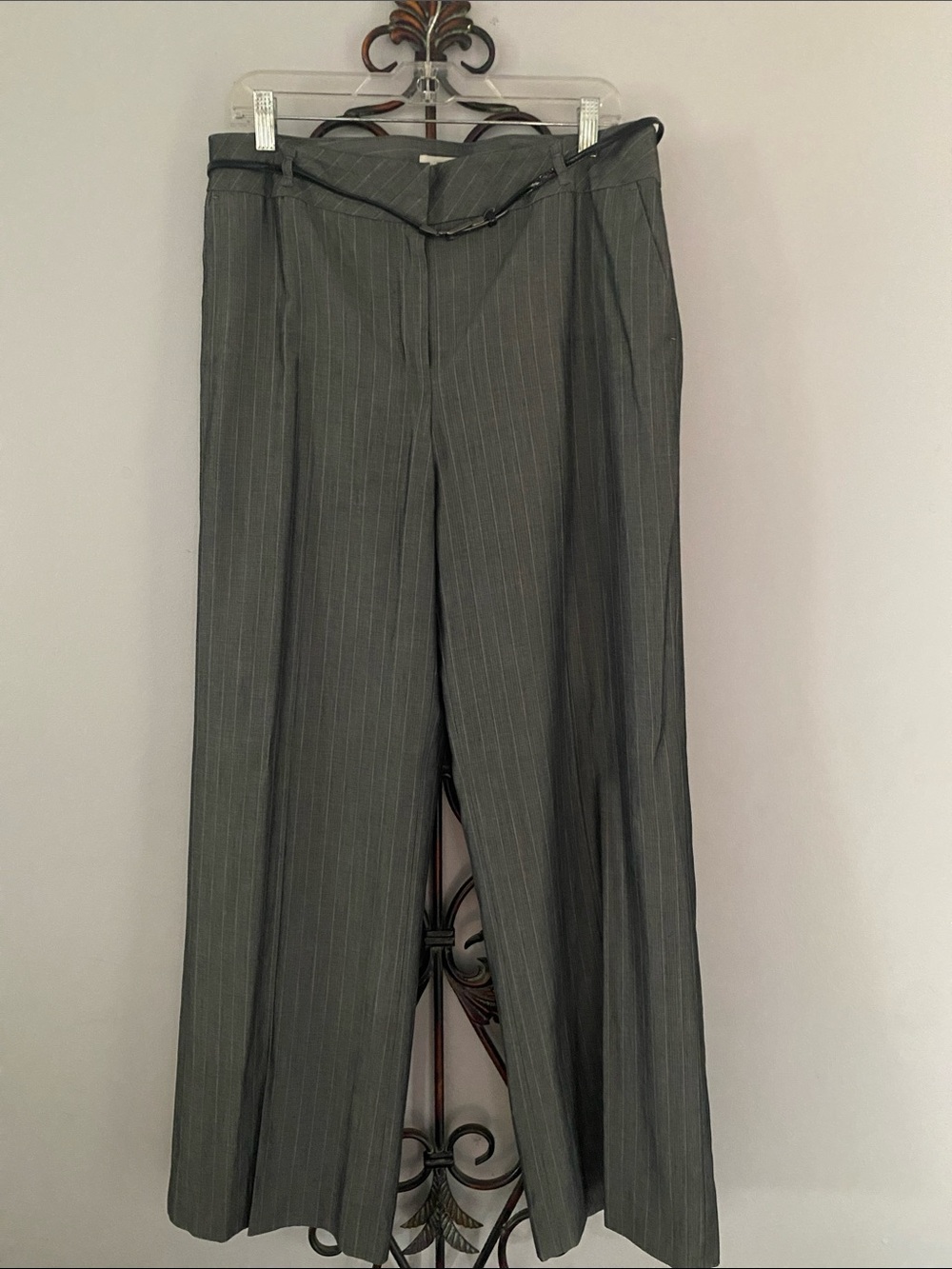 LOFT Gray Pinstripe Women's Two-Piece Suit - Picture 3 of 4